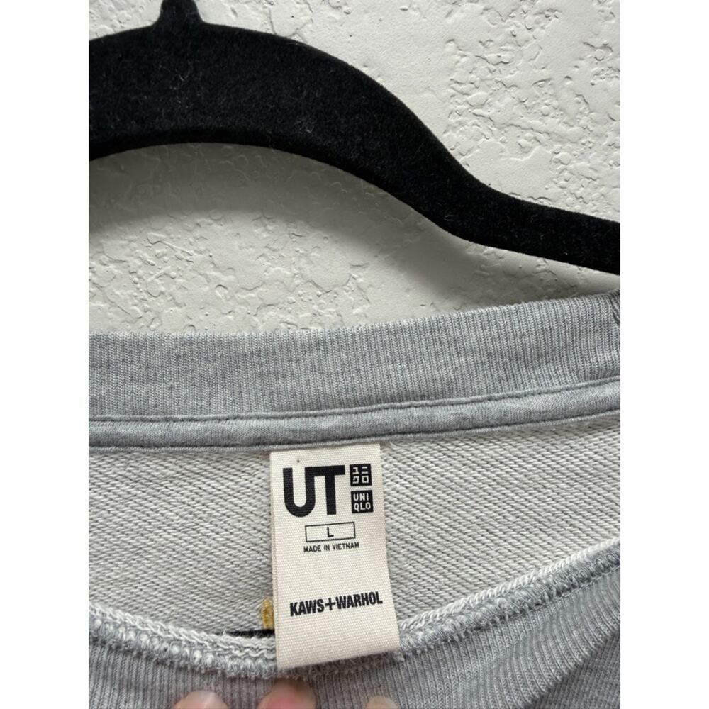 Uniqlo KAWS x Warhol Sweatshirt Large Gray Andy Warhol Banana BFF Crewneck UT - Picture 3 of 7